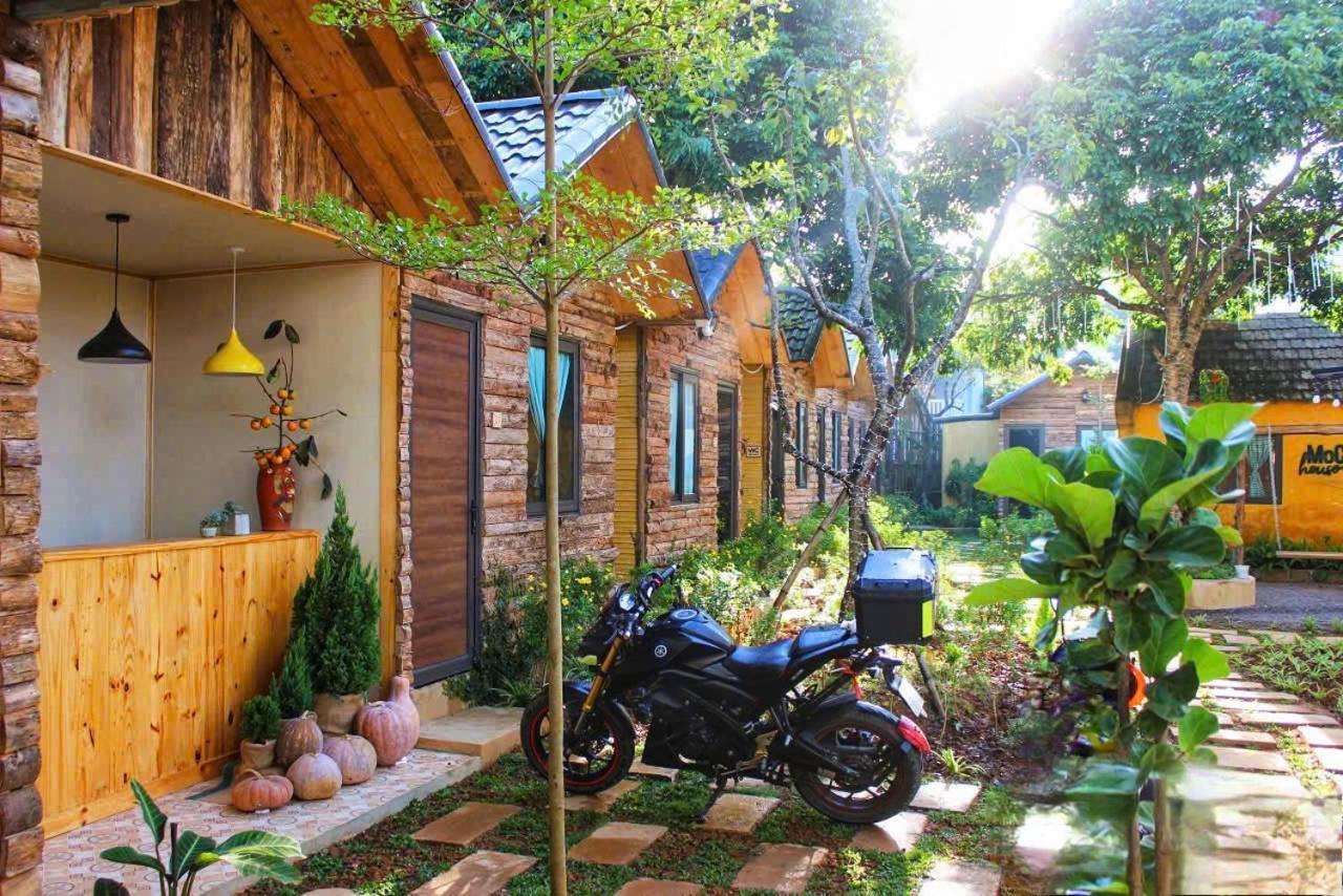 Отель Mocha House Lang Mon Экстерьер фото