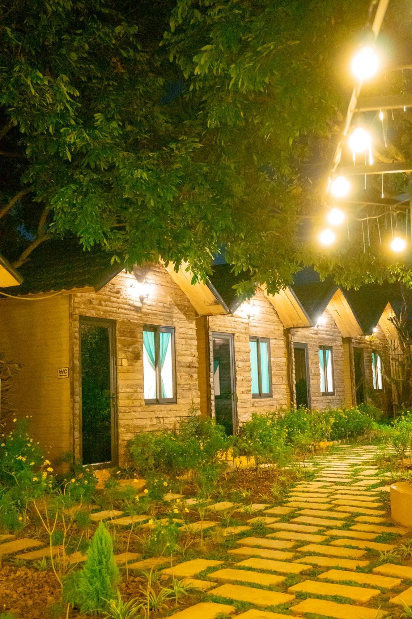Отель Mocha House Lang Mon Экстерьер фото